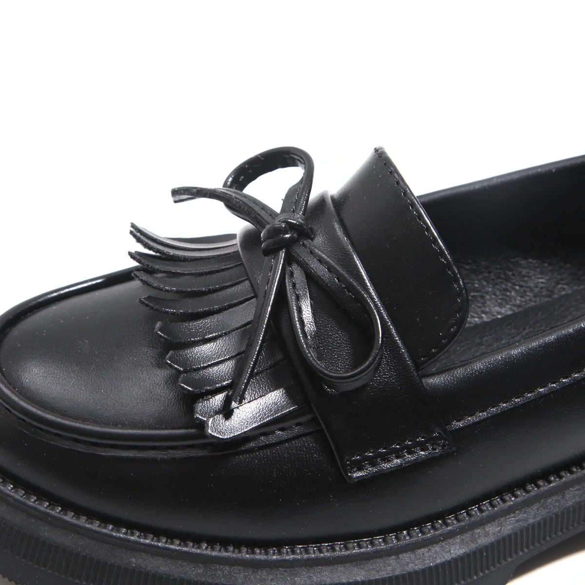 Casual Moccasins For Girls Image