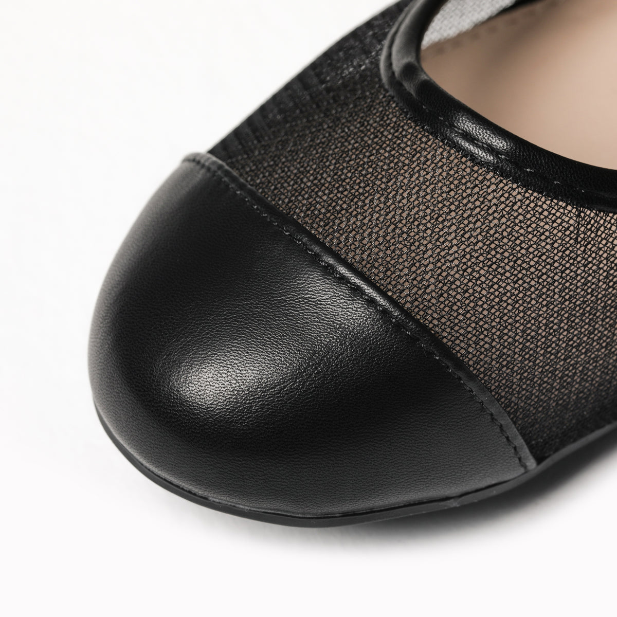 حذاء عصري للبنات