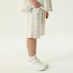 شورت كاجوال مزين بطباعة للأولاد