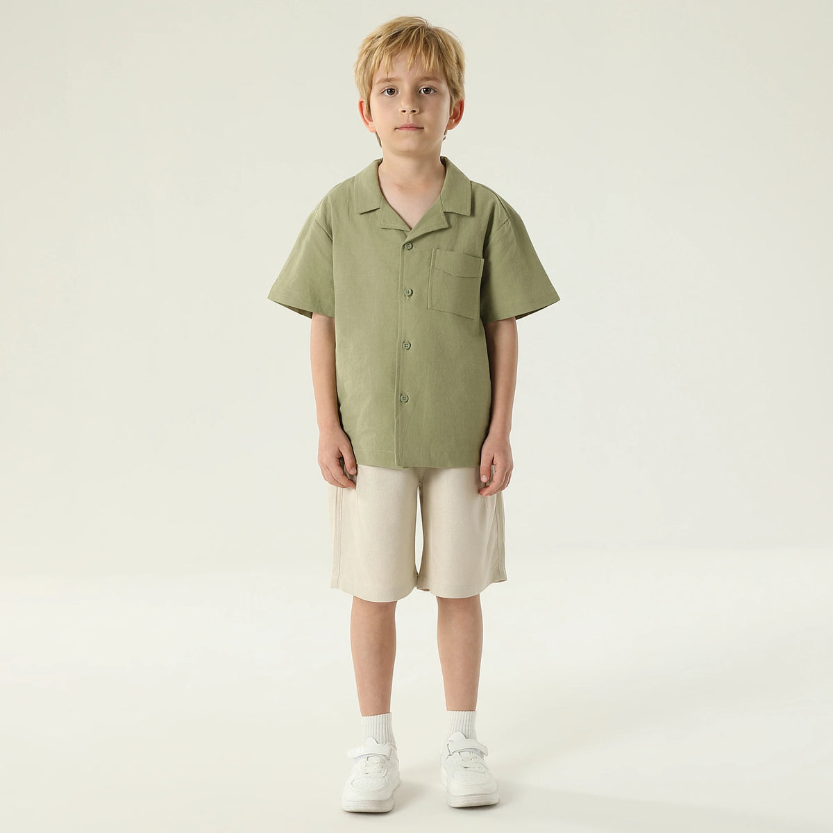 شورت مزين بطباعة للأولاد