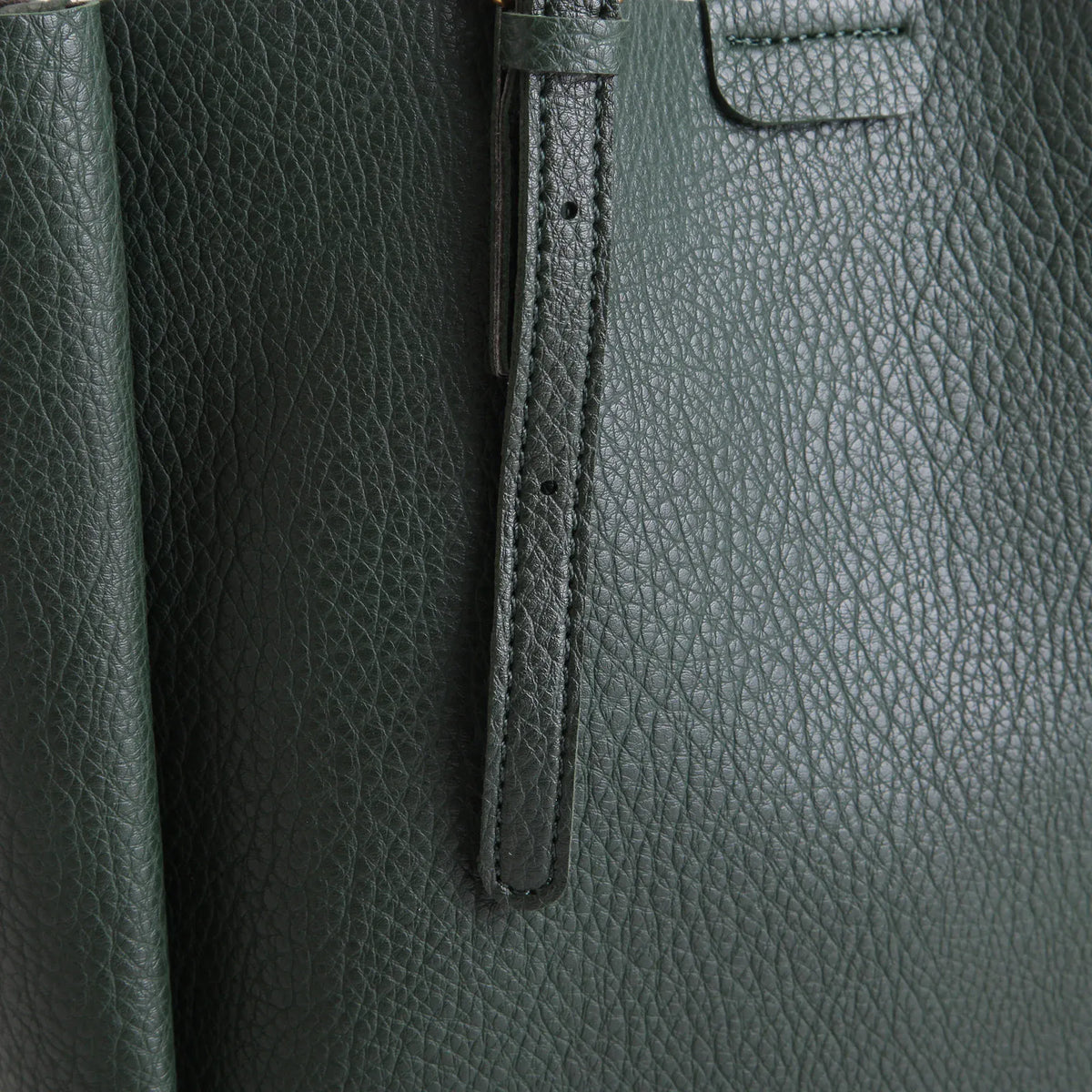 Elegant Shoulder Bag for Women Image