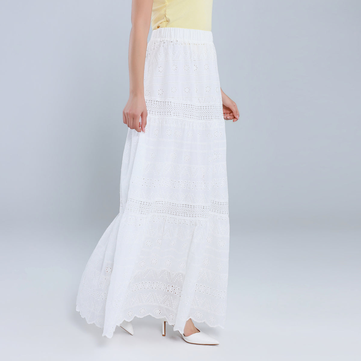 Elegant laced Skirt for Women