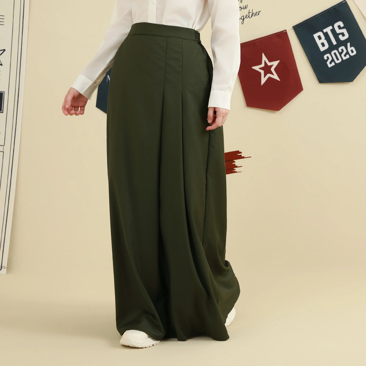تنورة ساده للبنات