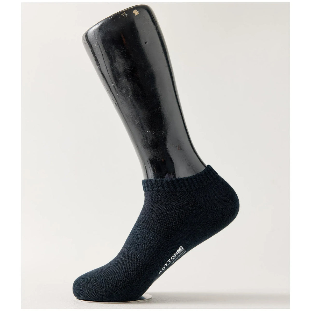 39-44 Black Socks for Men Image