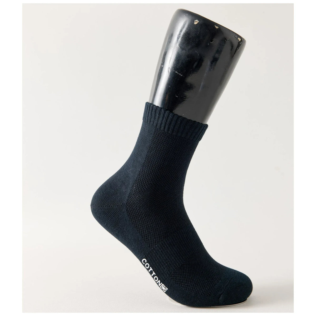 39-44 Black Socks for Men Image