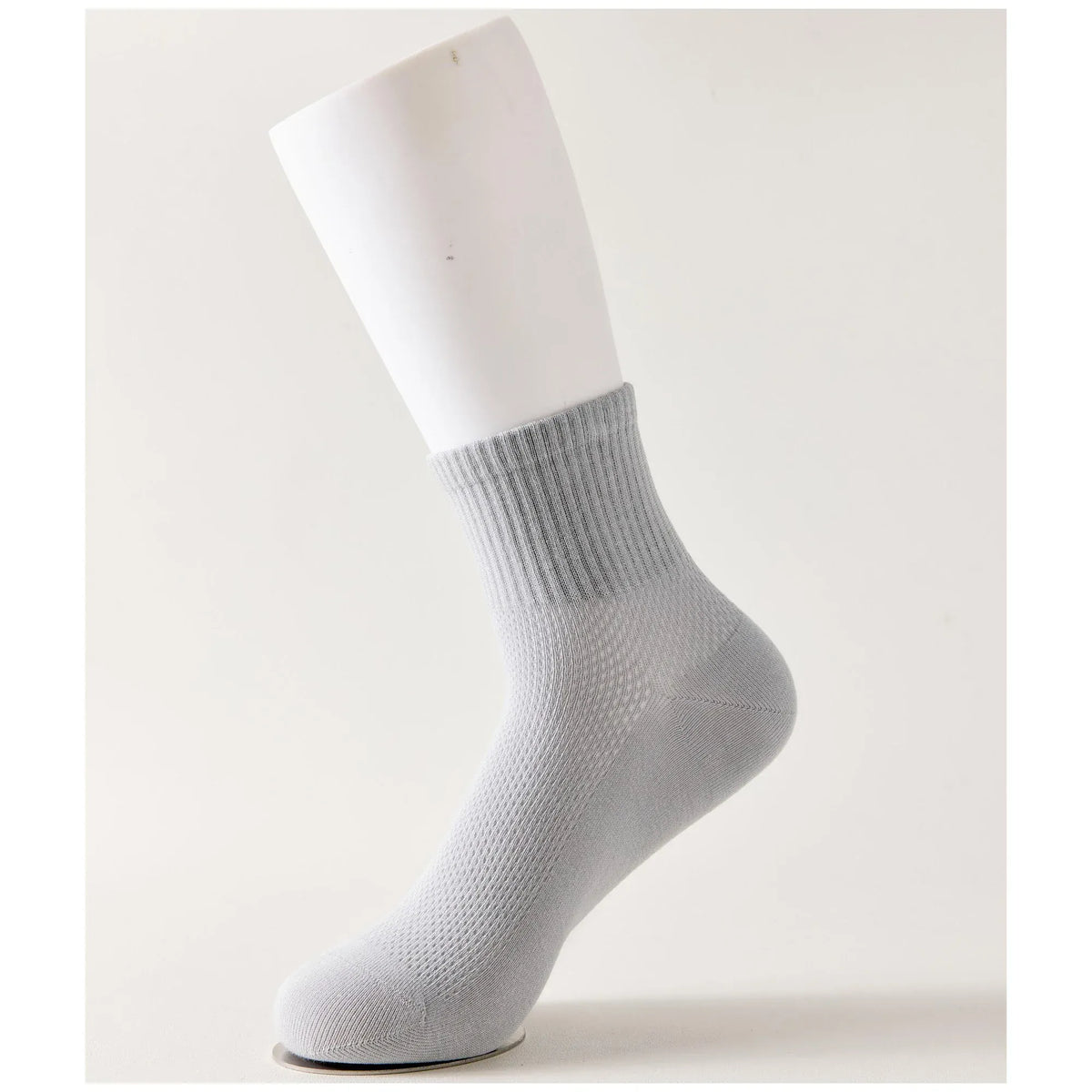 39-44 Light Grey Socks for Men Image