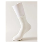 39-44 White Socks for Men Image