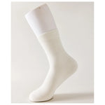 39-44 White Socks for Men Image