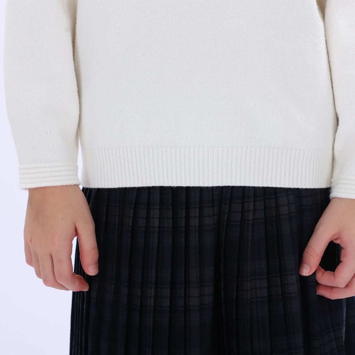 Casual Floral Sweater for Girls Image