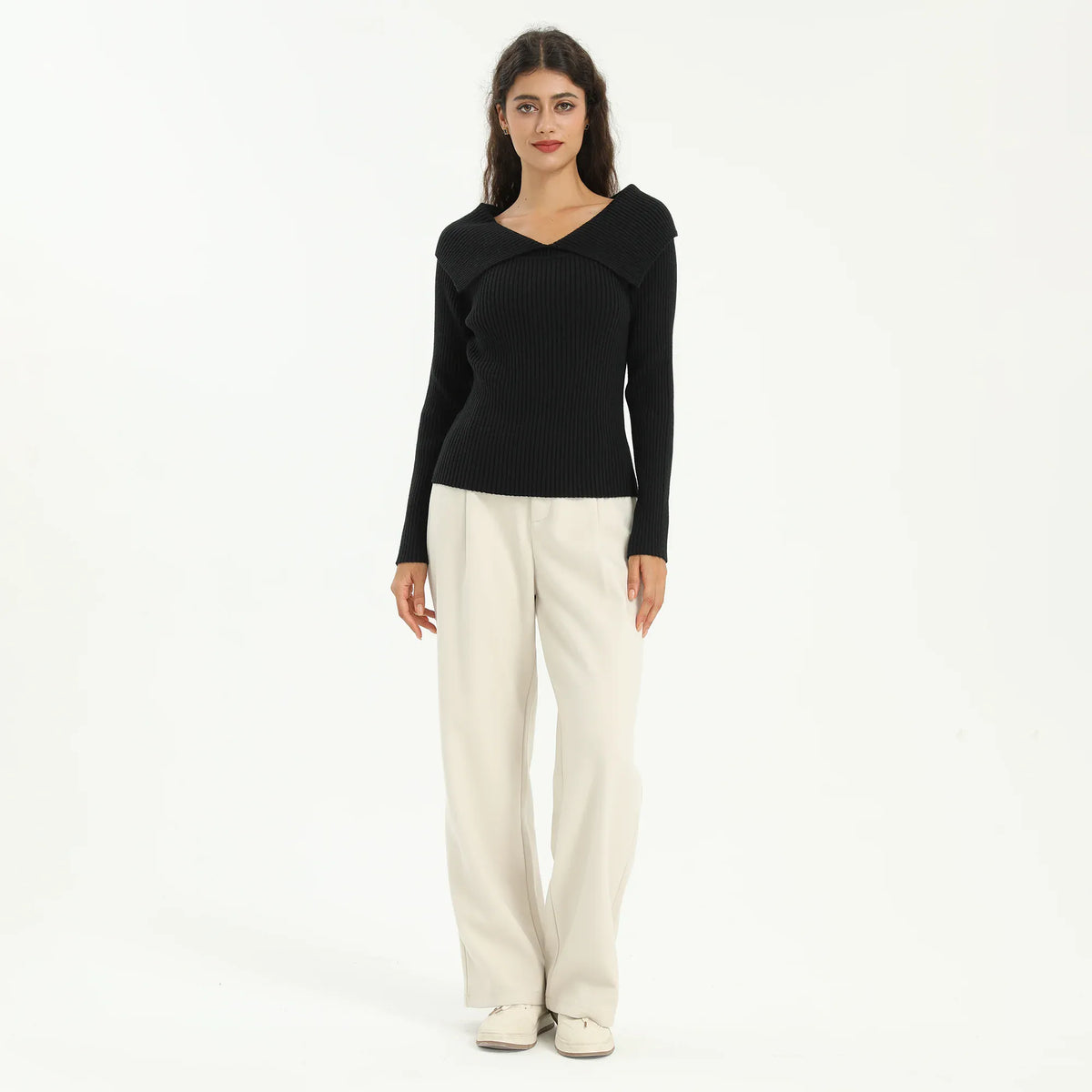 Elegant Plain Sweater for Women Image