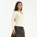 Elegant Plain Sweater for Women Image