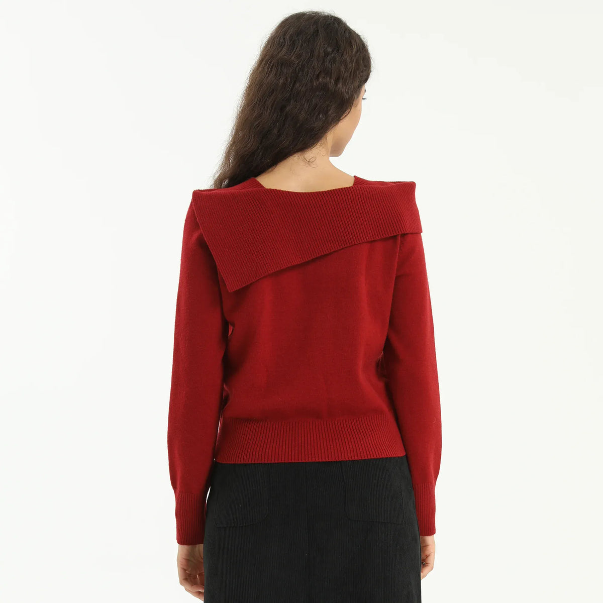 Elegant Plain Sweater for Women Image