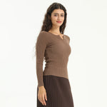 Elegant Solid Sweater for Women Image
