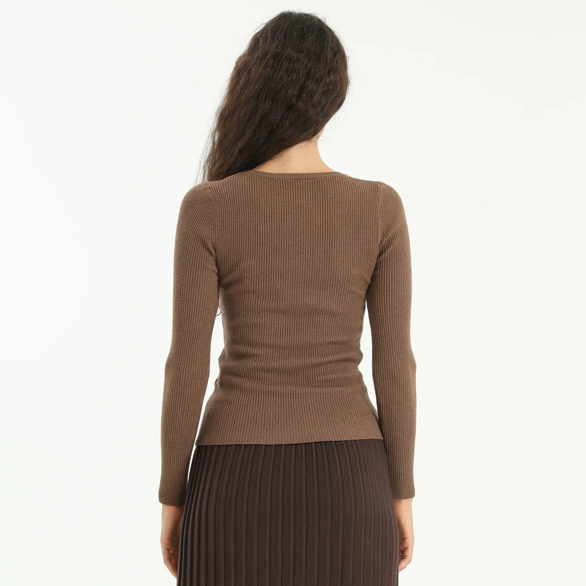 Elegant Solid Sweater for Women Image