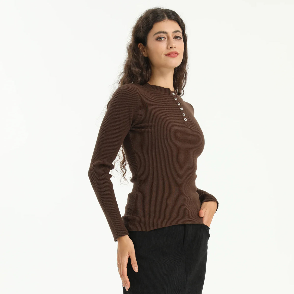 Elegant Plain Sweater for Women Image