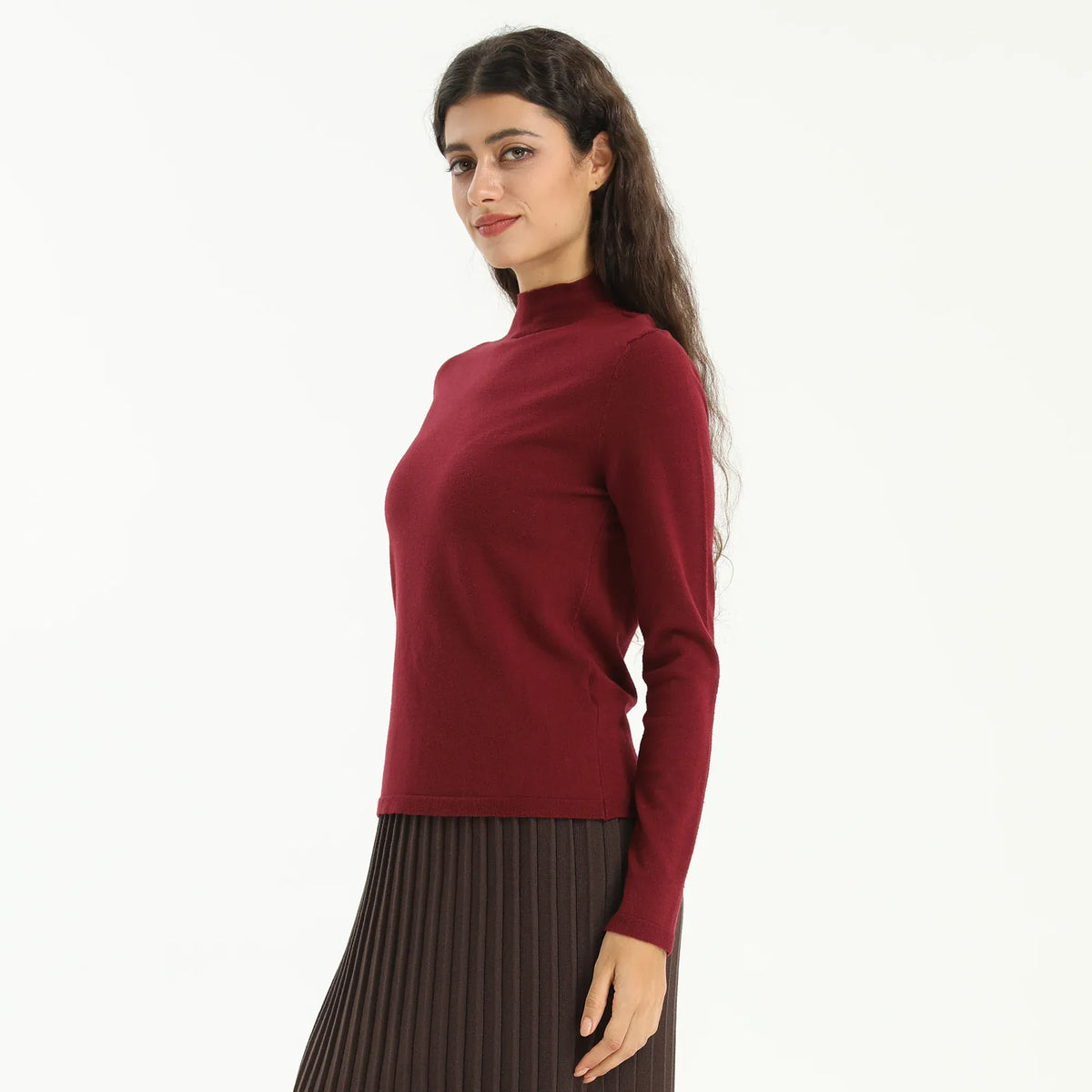 Elegant Plain Sweater for Women Image
