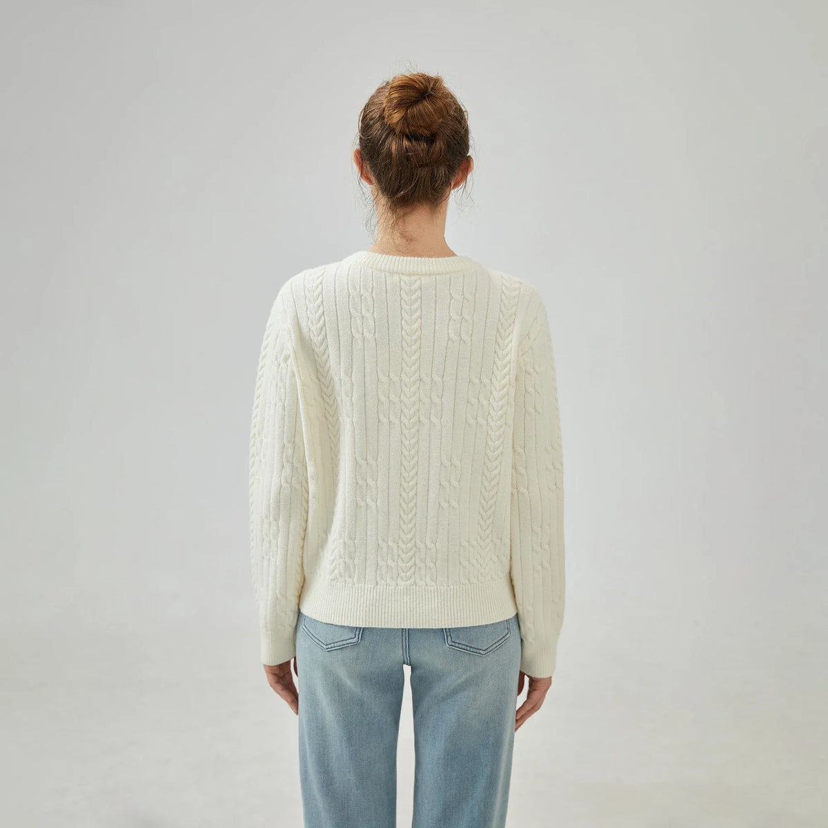 Jacquard Regular Sleeve Sweater with Circular for Women Image