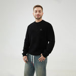 Black Embroidery Regular Sleeve Sweater with Tight for Men Image