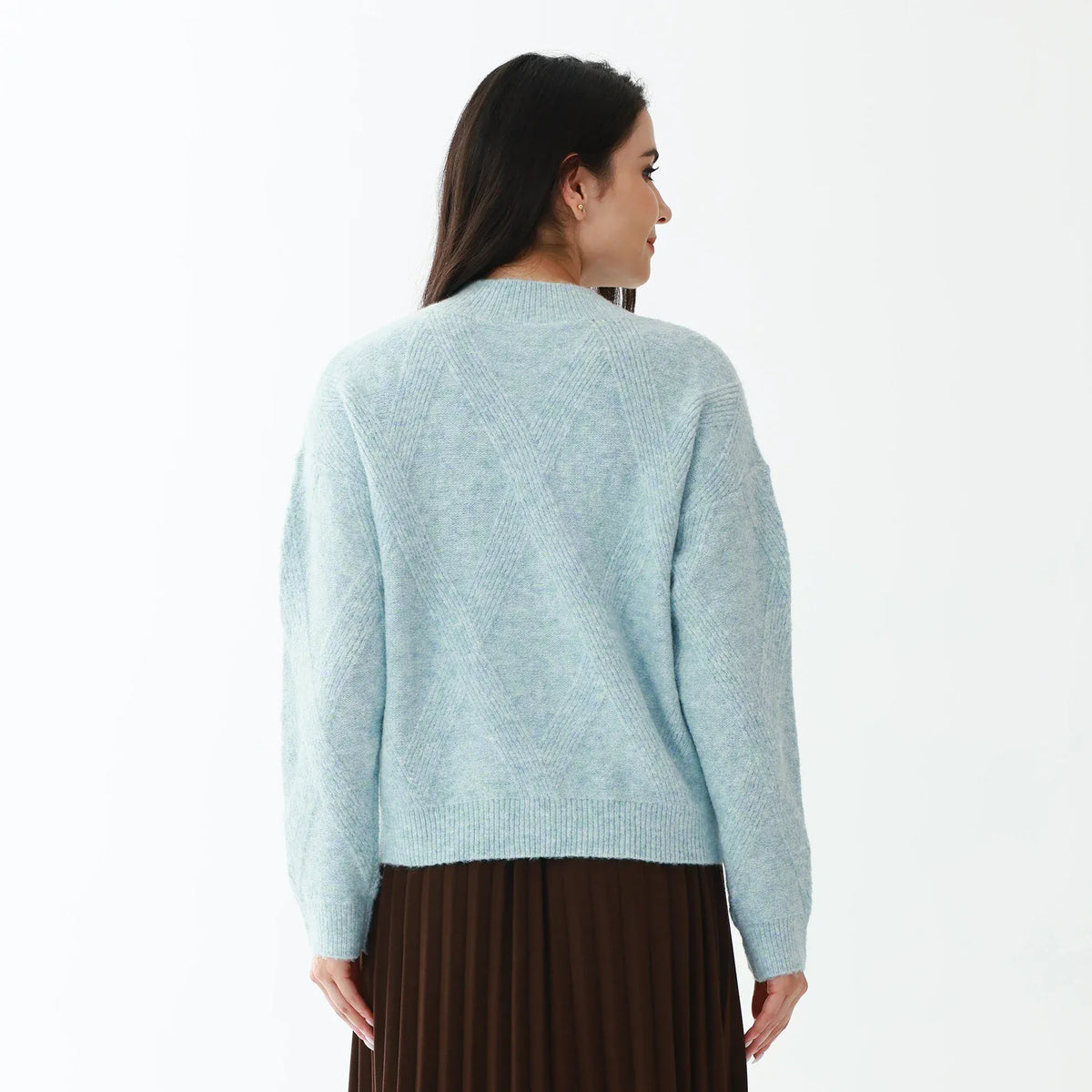 Elegant Solid Sweater for Women Image