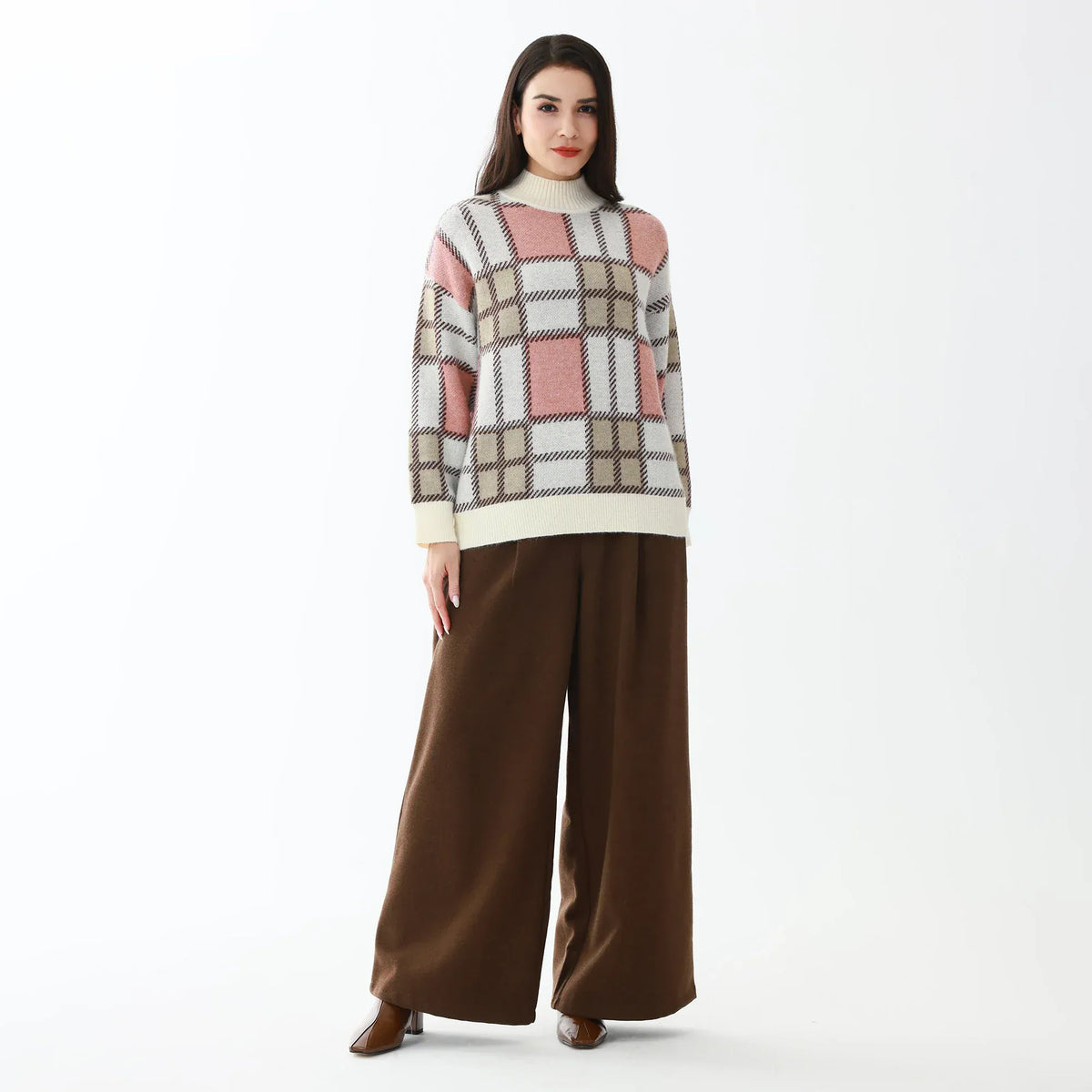 Elegant Checked Sweater for Women Image