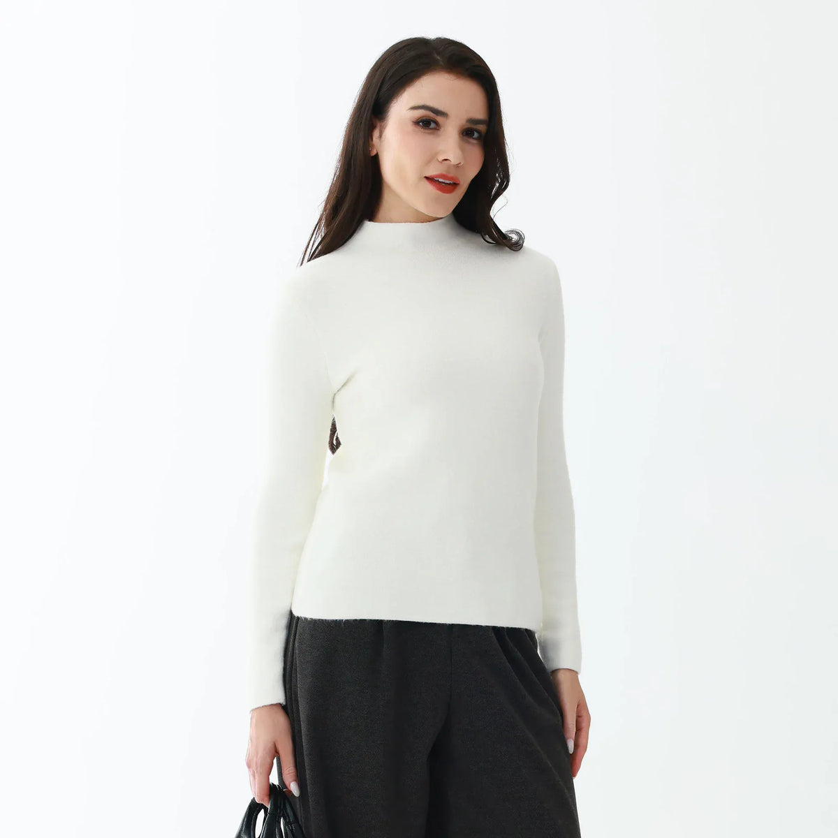 Elegant Plain Sweater for Women Image
