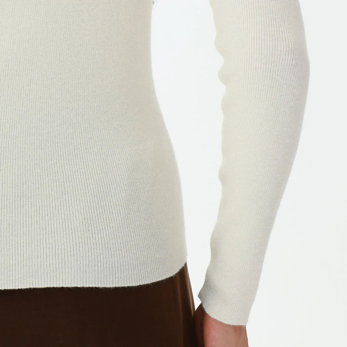 Elegant Plain Sweater for Women Image