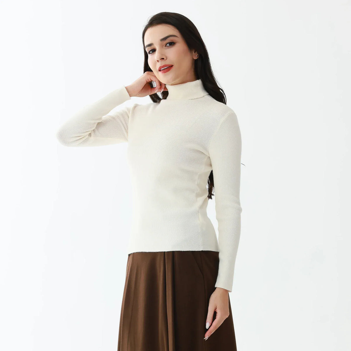 Elegant Plain Sweater for Women Image