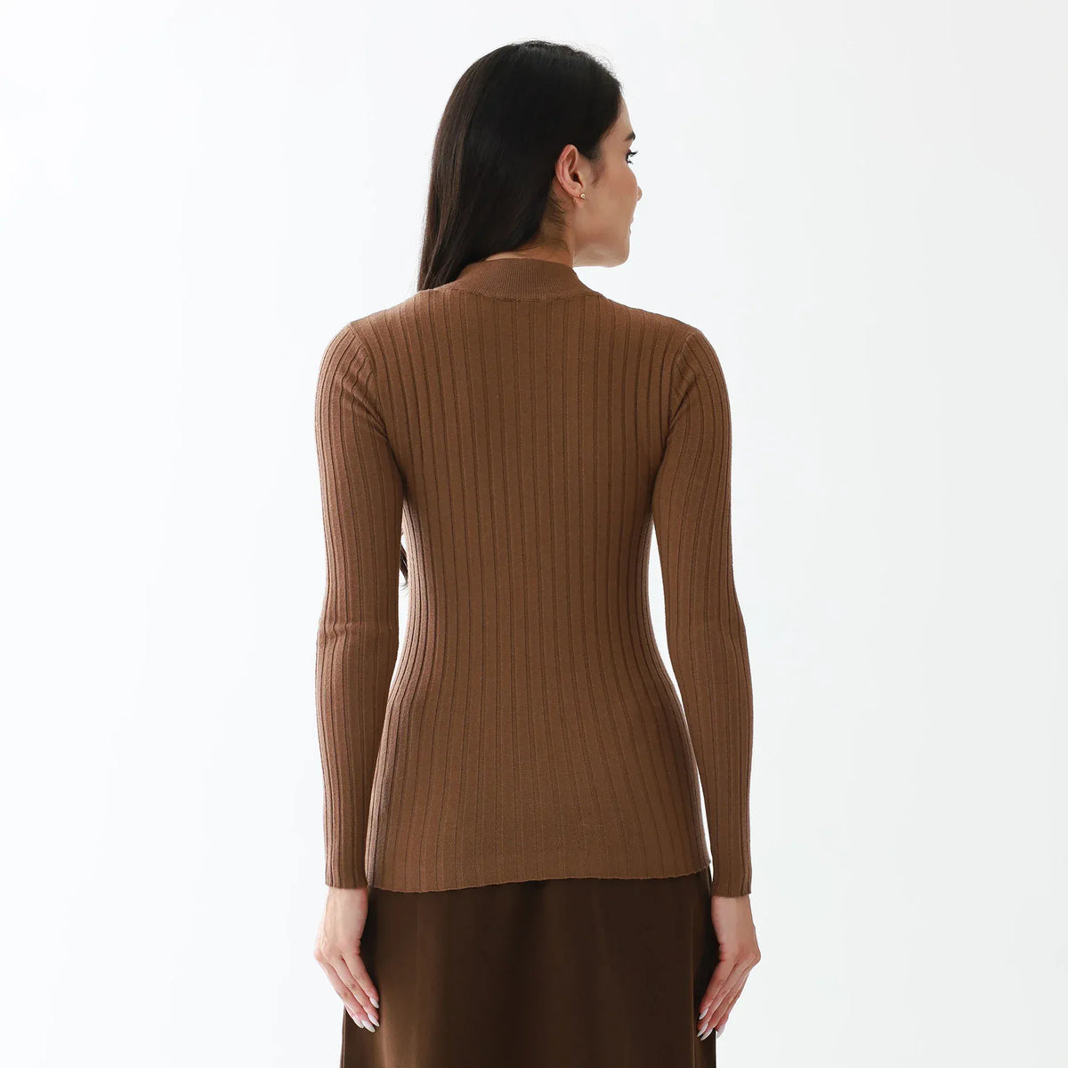 Elegant Plain Sweater for Women Image