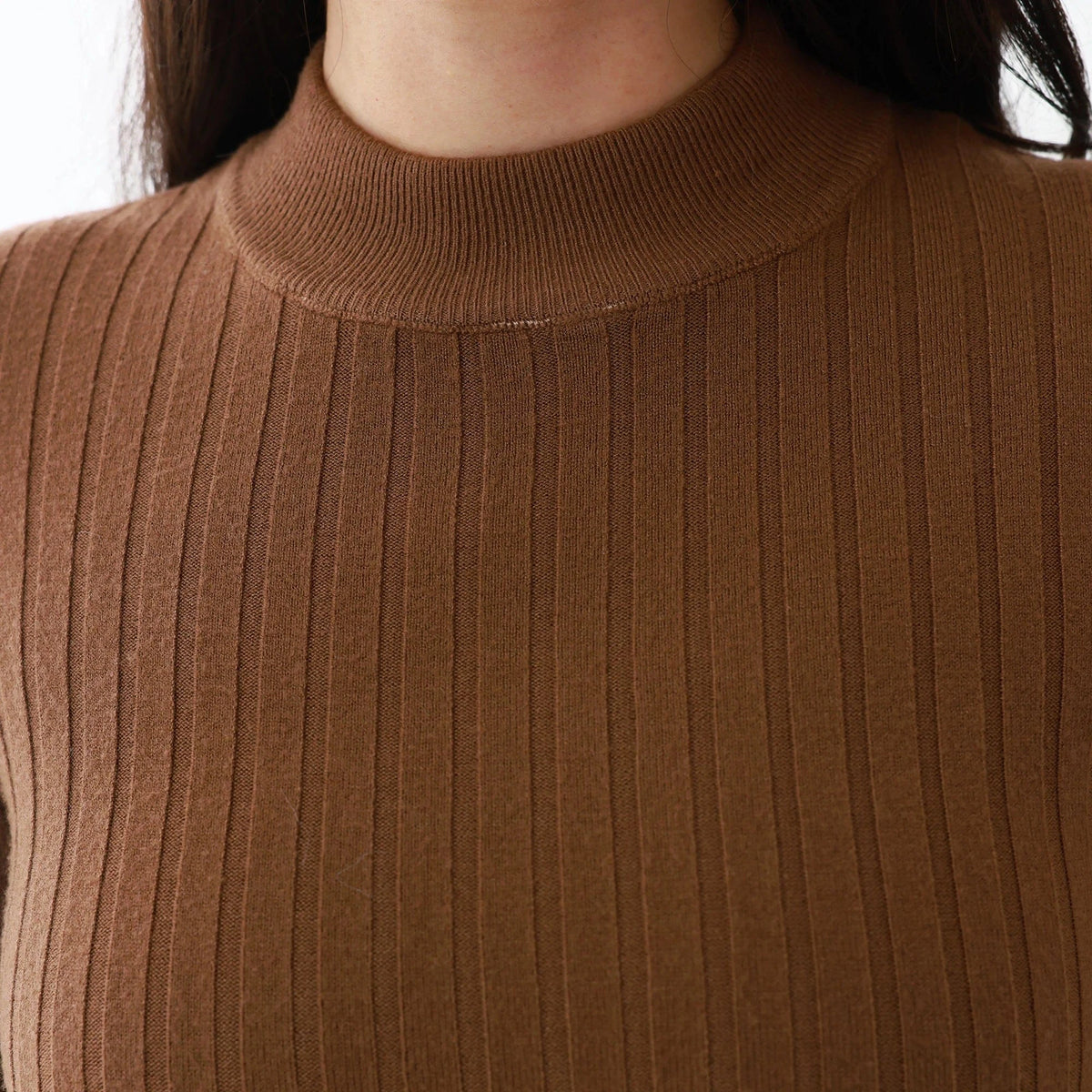 Elegant Plain Sweater for Women Image