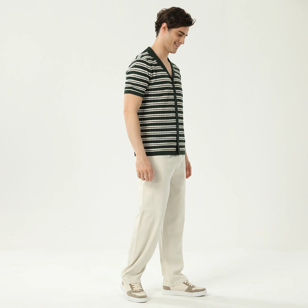 سويتر مخطط للرجال