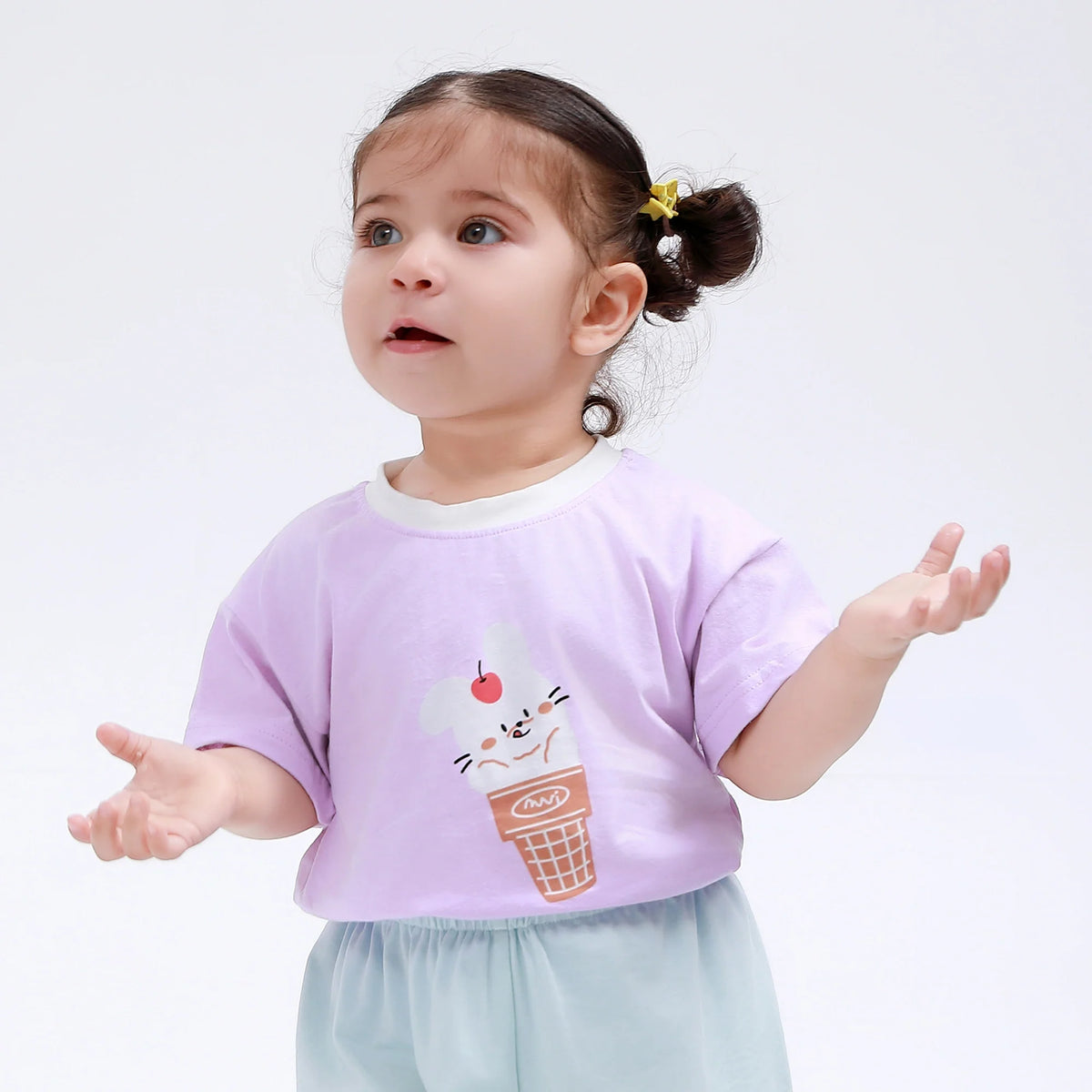 Purple Printed Street Look T.Shirt for Baby Girl Image