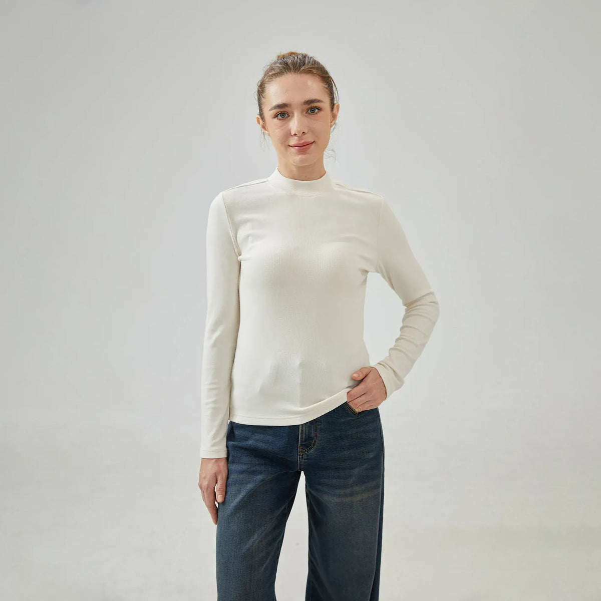 Plain Slim Sleeve T.Shirt with Tight for Women Image
