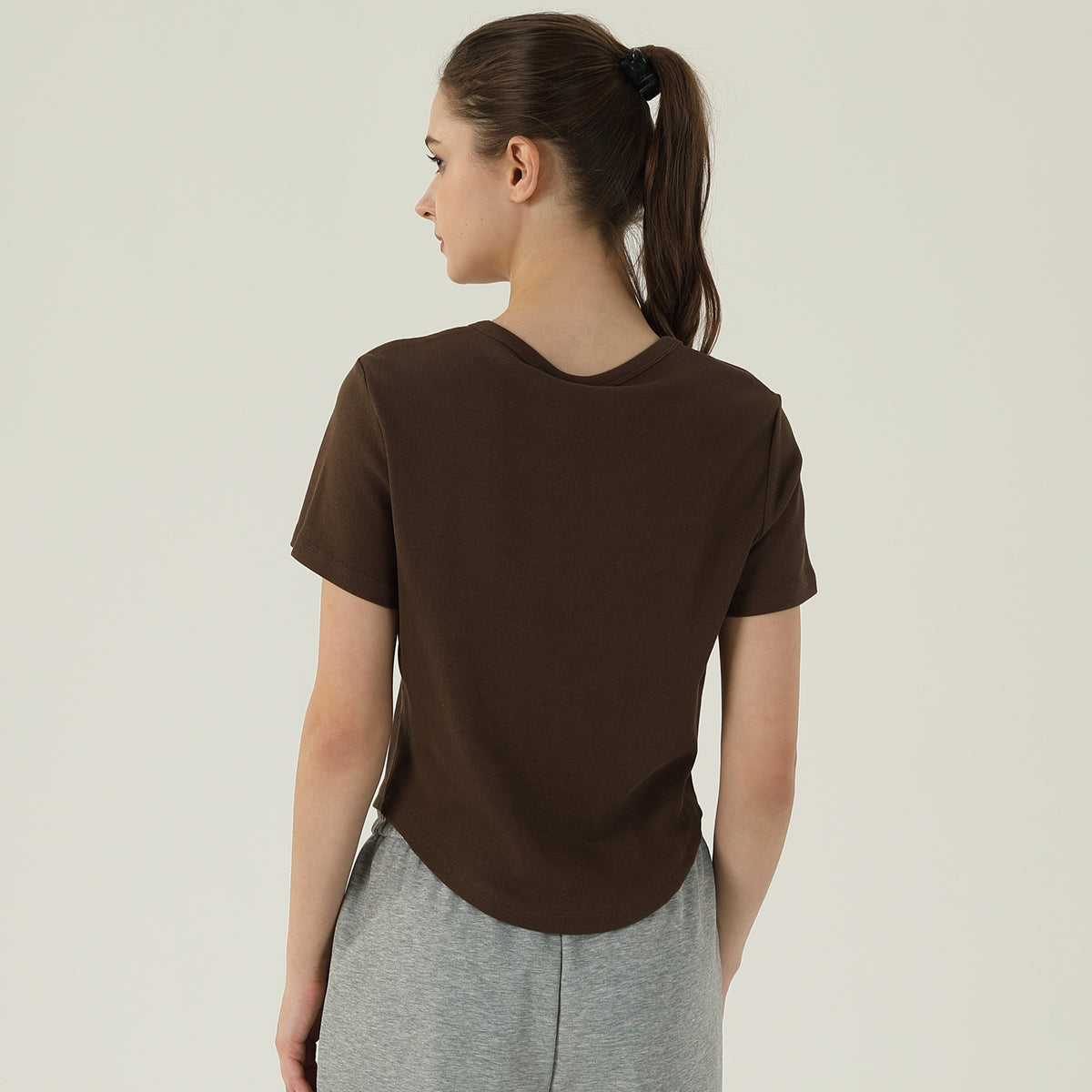 تيشيرت ساده للنساء