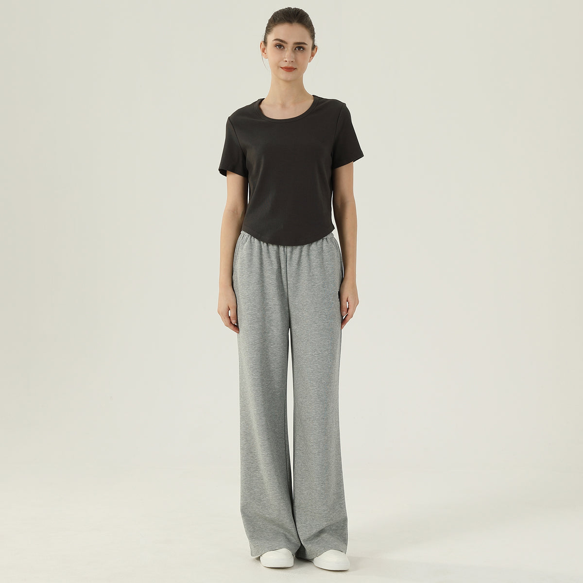 تيشيرت ساده للنساء