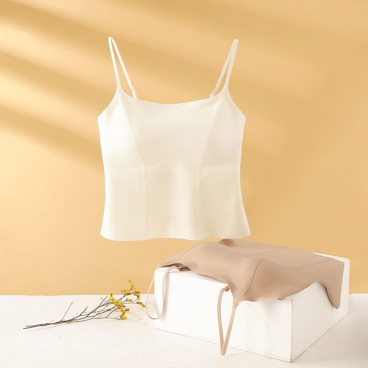 تانك توب للنساء