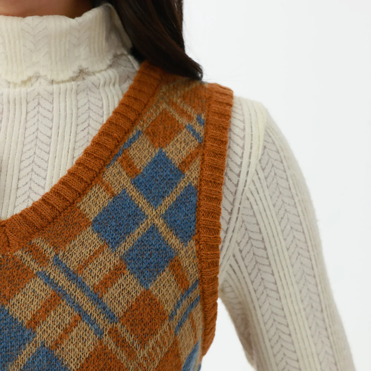 Elegant Checked Waistcoat for Women Image