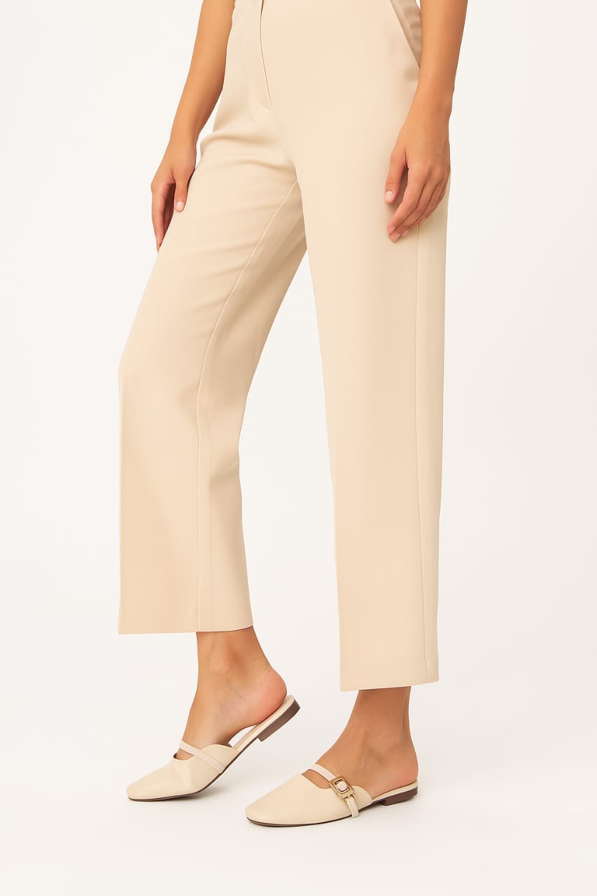 Casual Slippers for Women Image