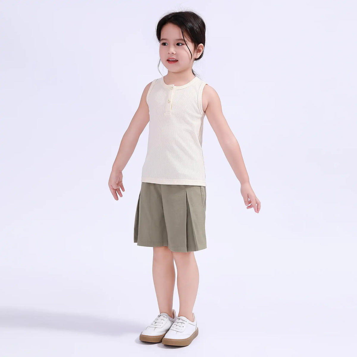 Baggy Basic Shorts For Girls Image