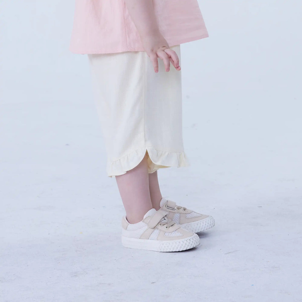 Wide-Leg Linen Pants For Baby Girl Image