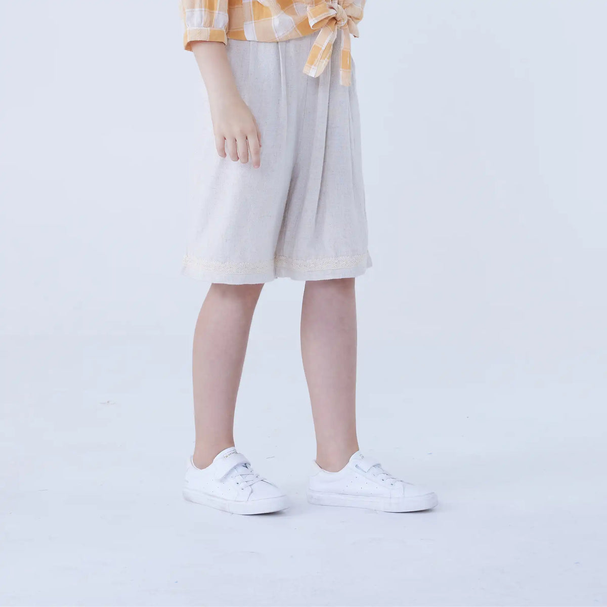 Baggy Linen Shorts For Girls Image