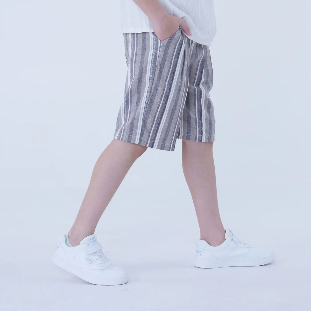 Baggy Linen Shorts For Boys Image