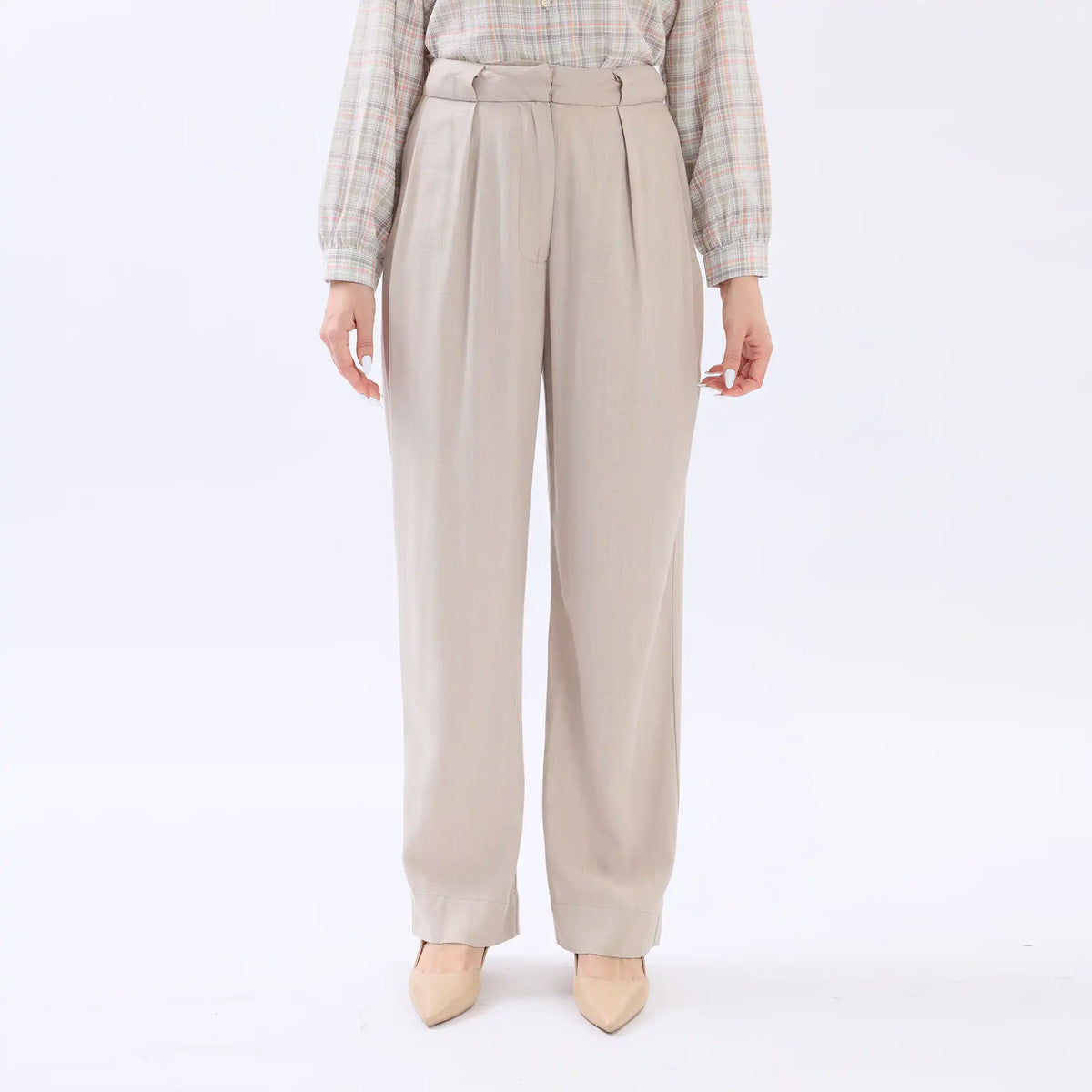 Light Khaki Straight-Leg Linen Pants For Women Image