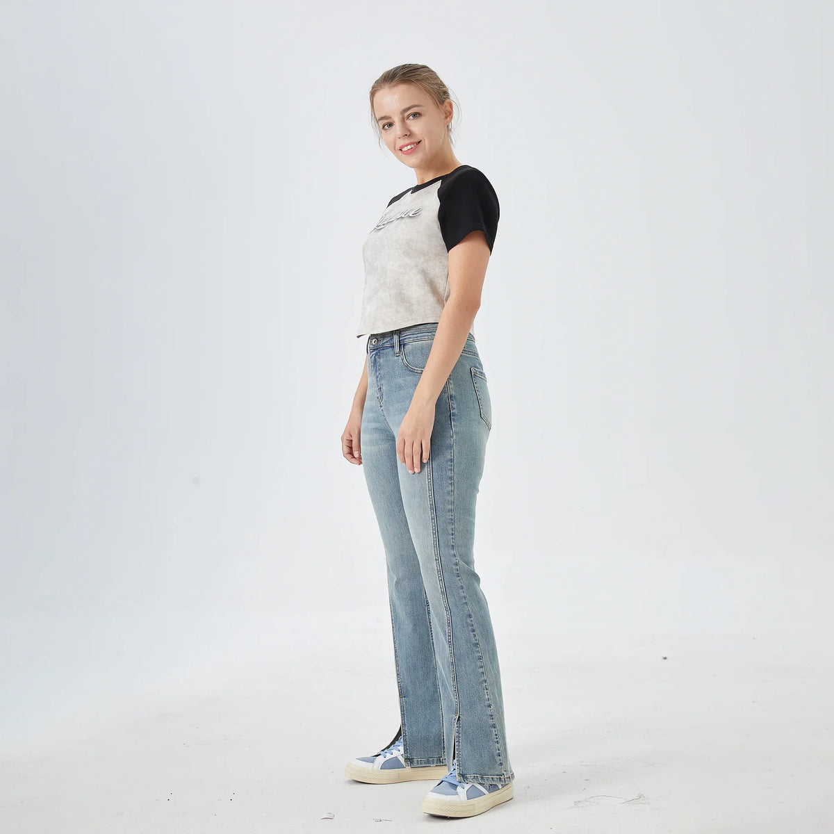 Embroidery Street Look T.Shirt For Women Image