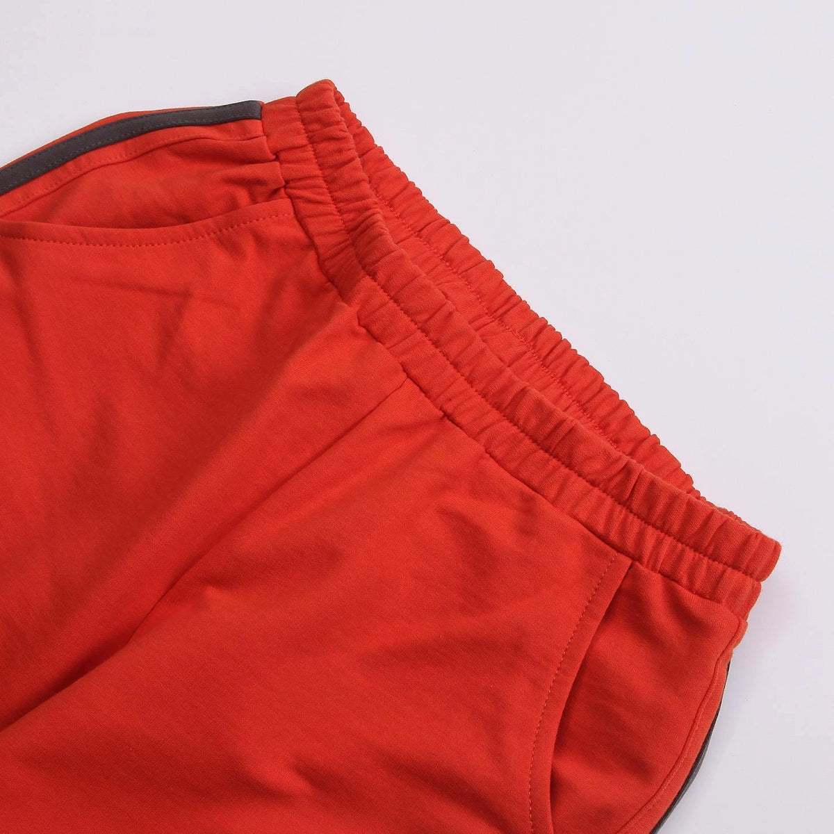 sports pants for boys image