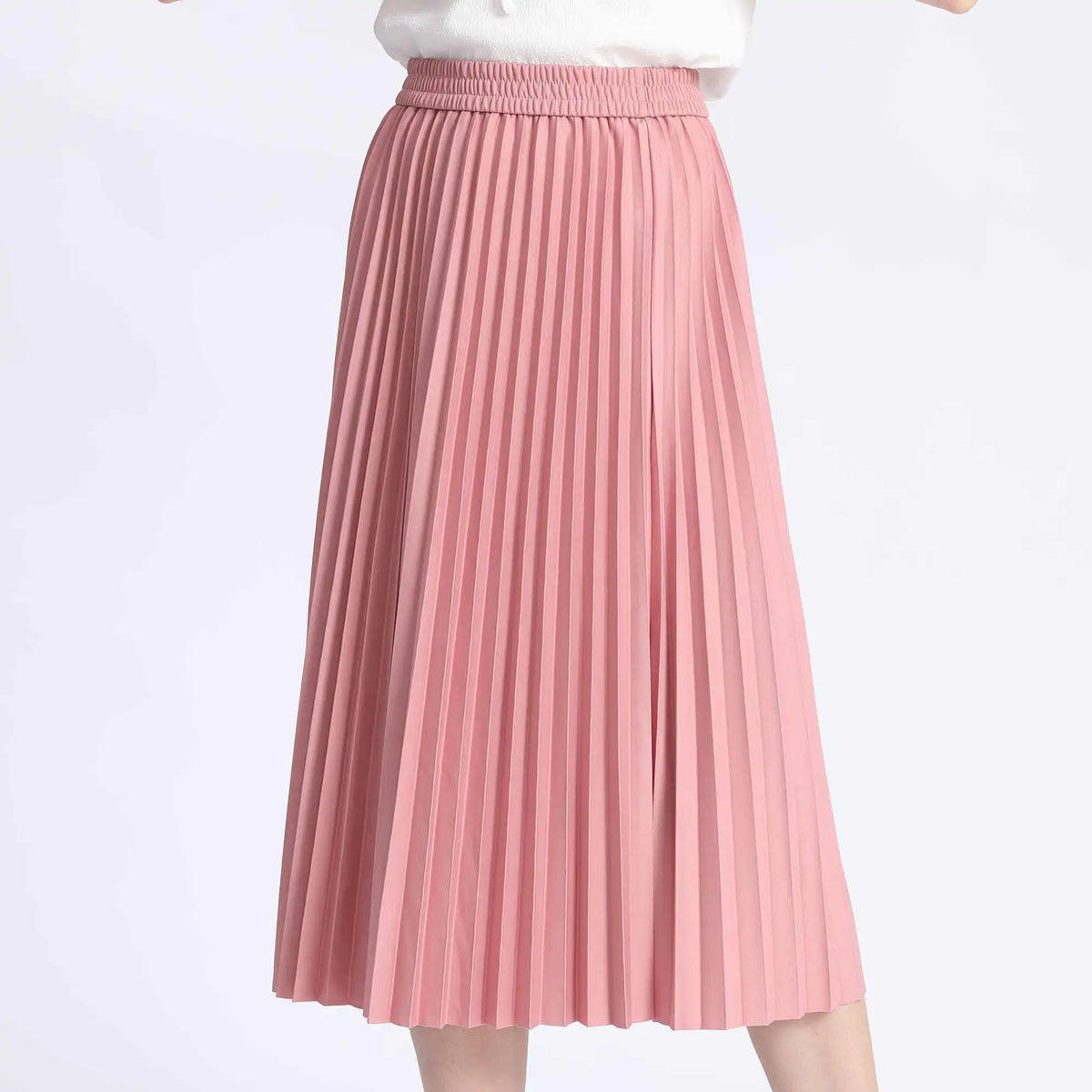 breaks fashion skirt for women image