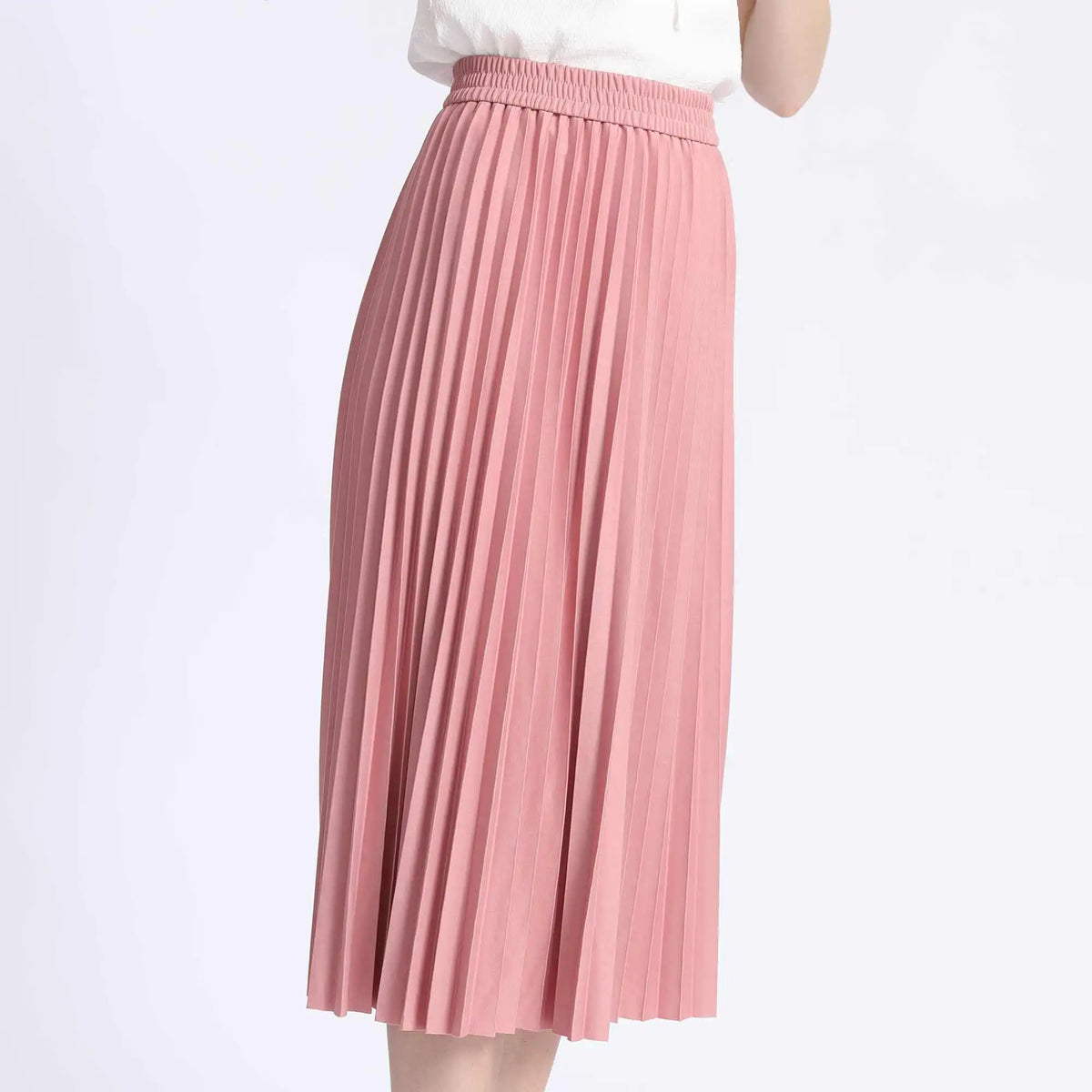 breaks fashion skirt for women image