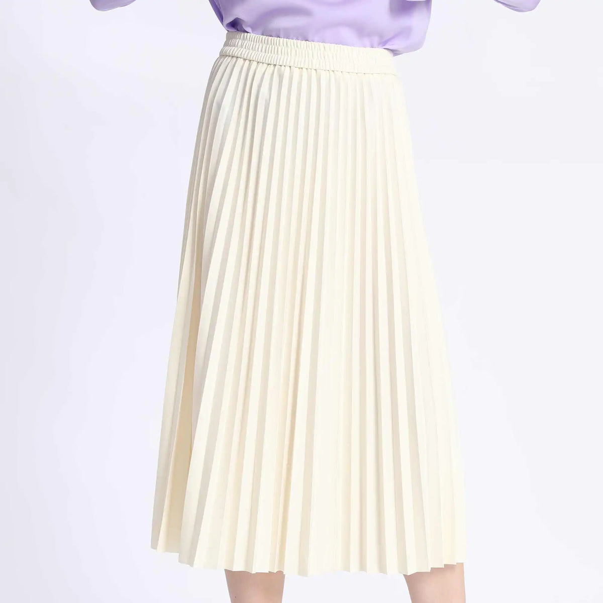 breaks fashion skirt for women image