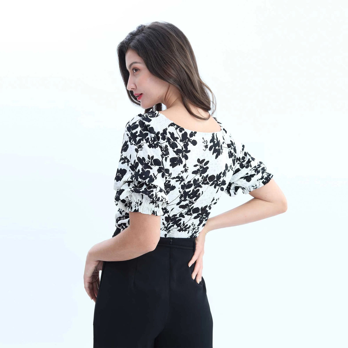 Leaves Elegant Blouse For Women M Black Flower M,56,102,32.3, Image