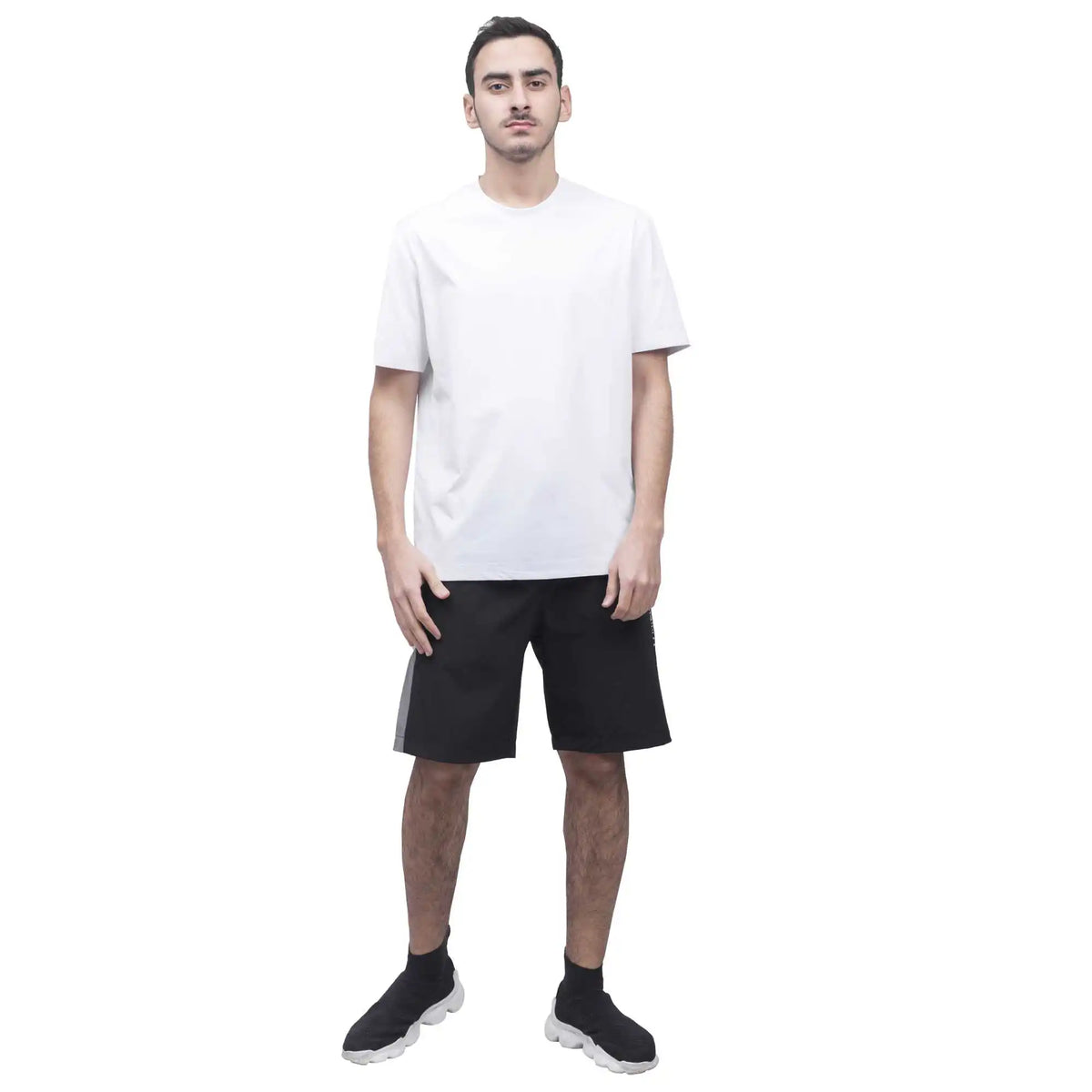 ordinary casual shorts for men image