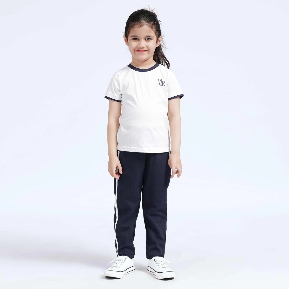 Printed T.Shirt for Girls 3 | 6-7 Y White 3 | 6-7 Y,45.5,67,13.2, Image